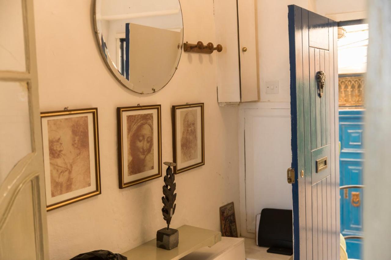 Valletta Collection - Old Theatre Apartment ภายนอก รูปภาพ